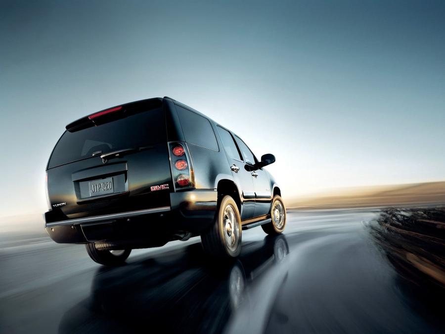  GMC Yukon Denali 2006 года  (фото 14 из 22)